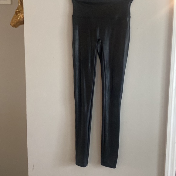 Spank faux leather leggings - Picture 2 of 2